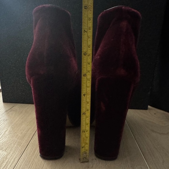 Potak burgundy lace-up platform bootie. - Picture 6 of 7